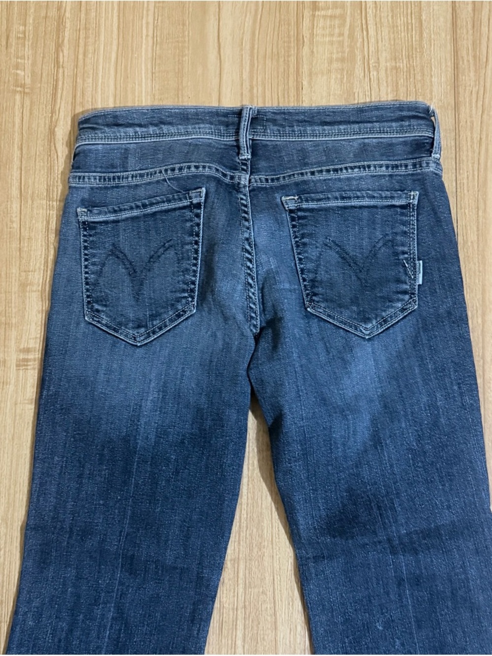 MOTHER Dark Blue Flare Jeans petite - Picture 4 of 12